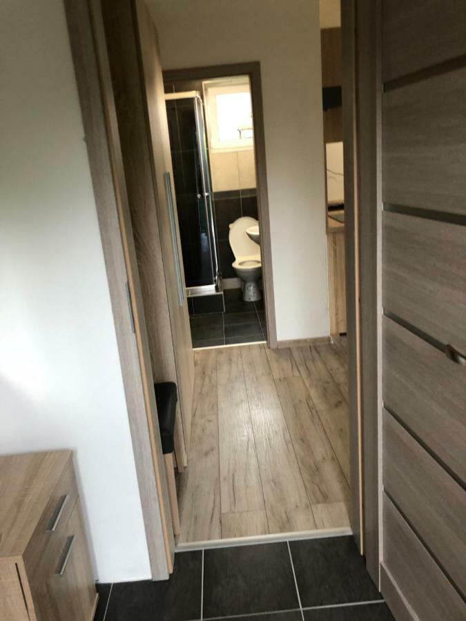 Apartmanovy Dom Magda Vrbov Exterior foto